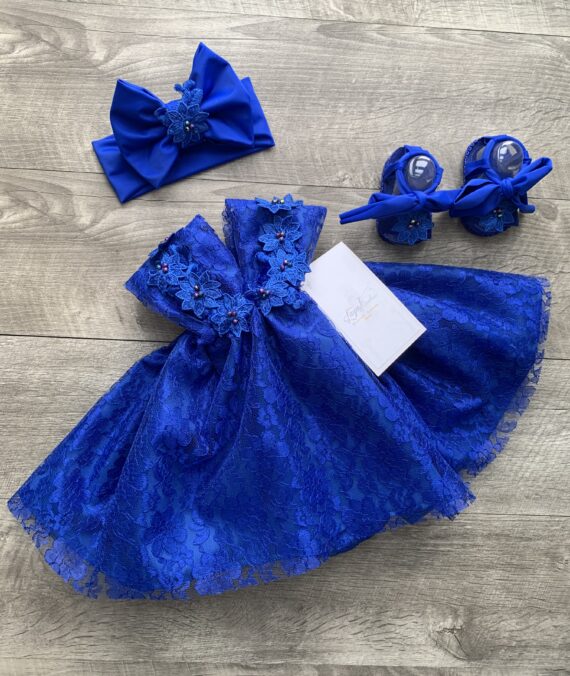 Vestido azul royal,nacida tras Banda y chancletas